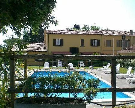 No,5 * Cecina (Livorno)